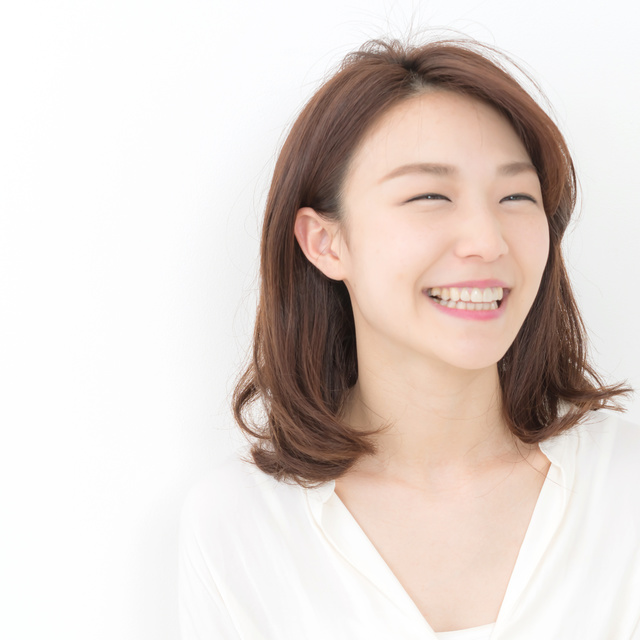 笑顔の女性